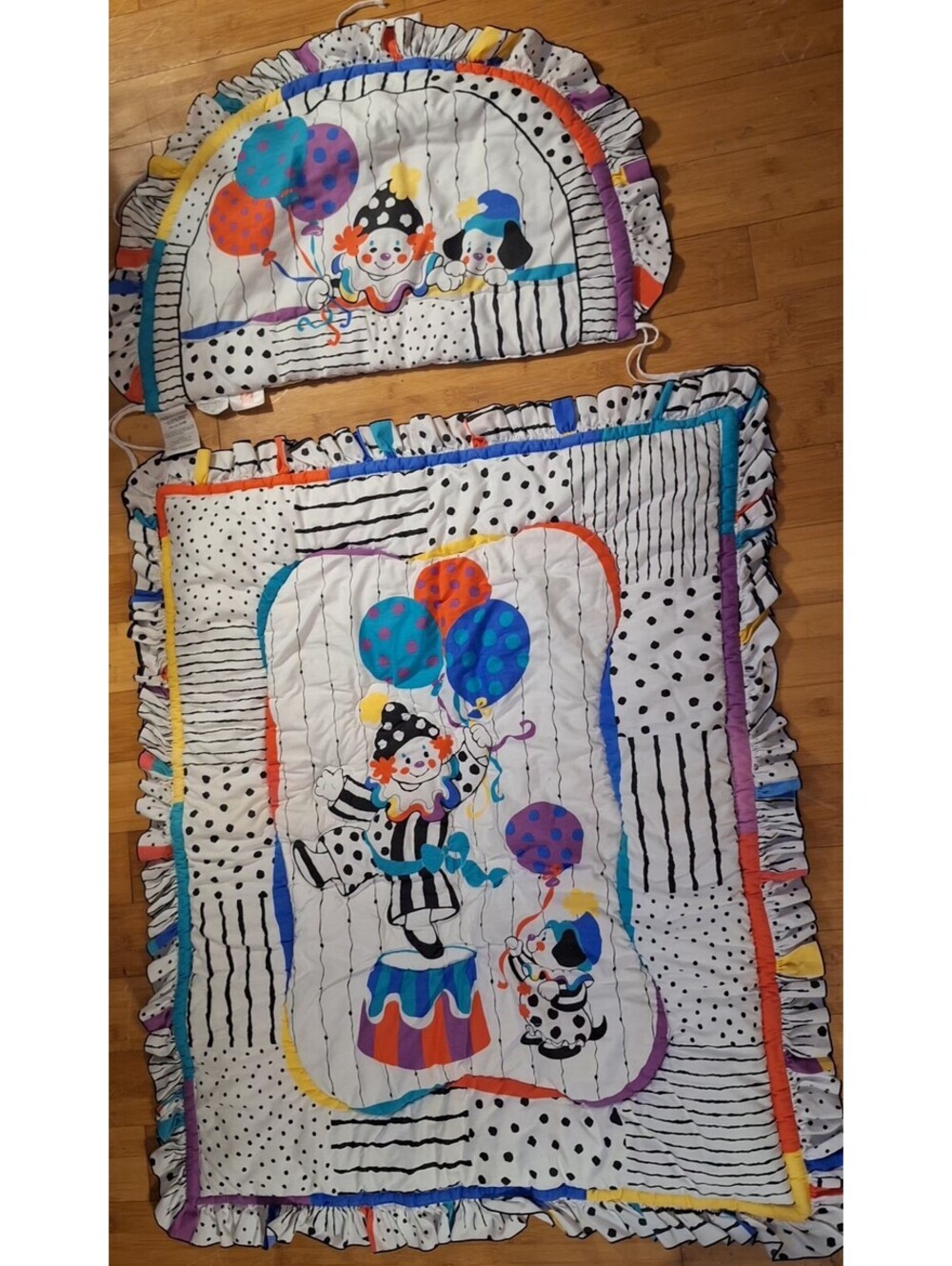 Vtg Clown/Circus Crib Quilt & Wall Hanging Decor Polka Dots By Judi-S Balloons